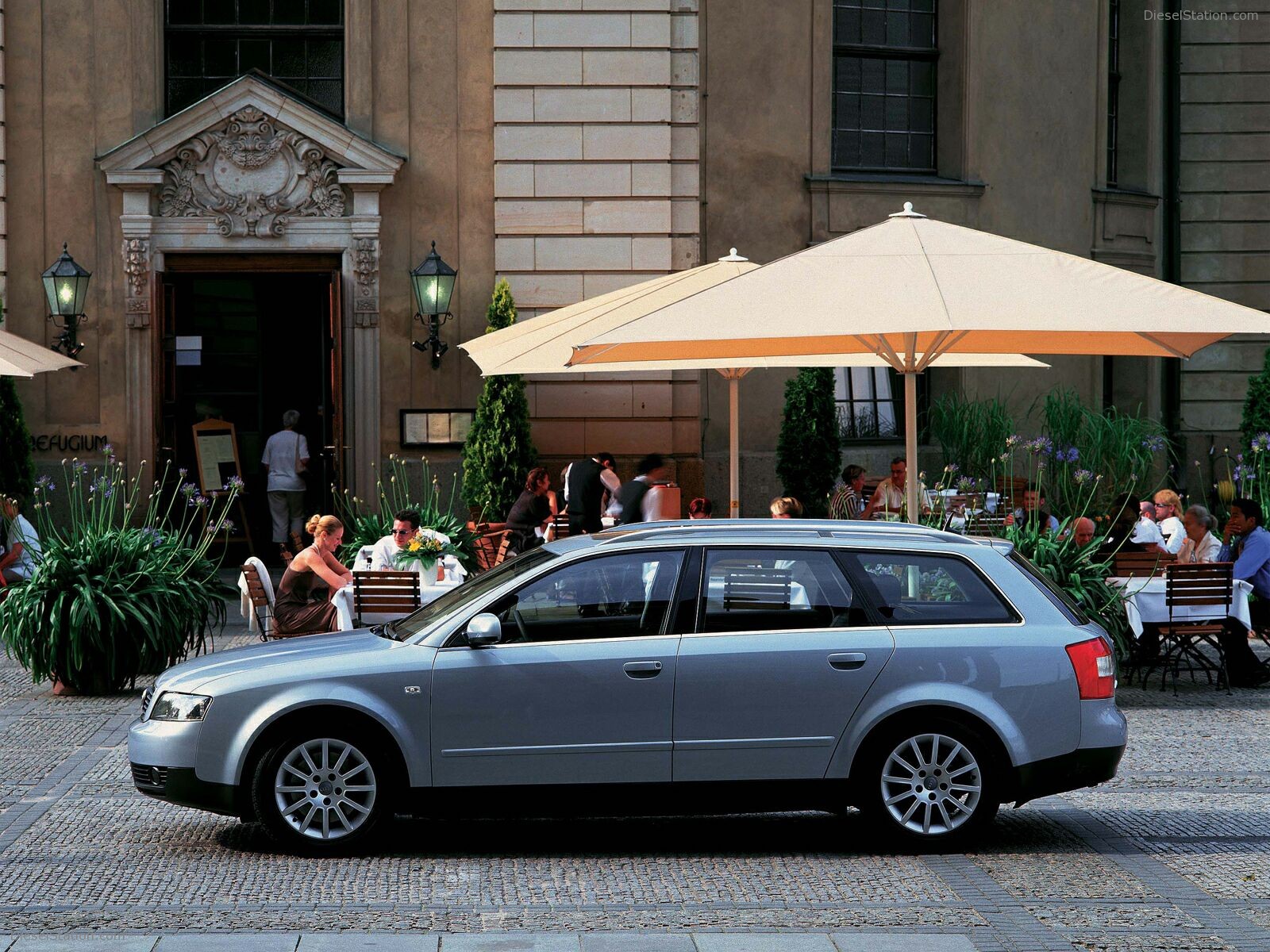 Audi A4 Avant (2000)
